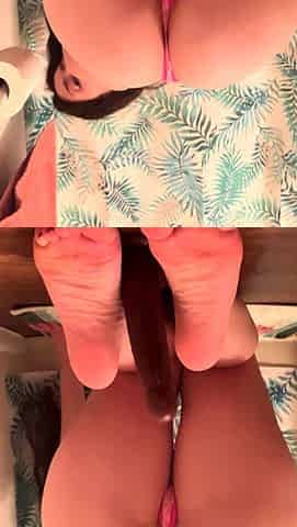 Masturbating amateur teen fucks both holes