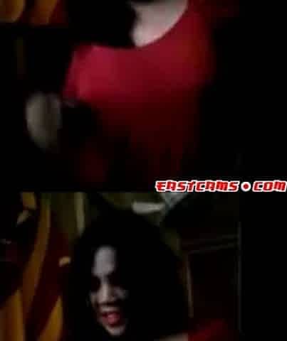 Big-Titted Indonesian Babe's Sexy Dance