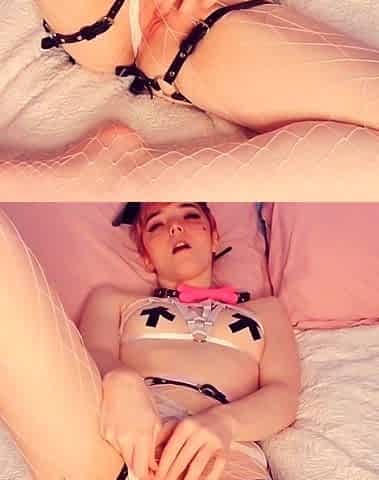 Close up pussy solo dildoing