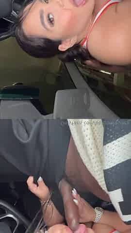 Hooters waitress takes a tip with sex Thick PAWG