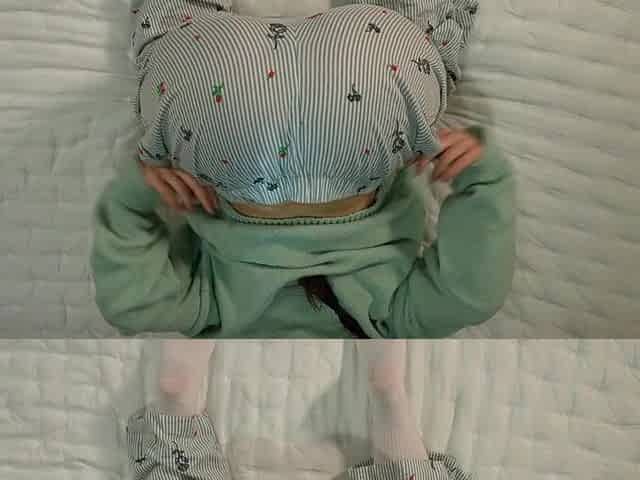 Stand Over Me and See Me Cum Repeatedly