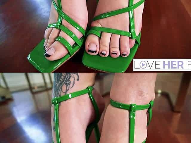 Feet Tease with Luna Legend