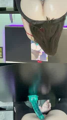 Close up ass creaming