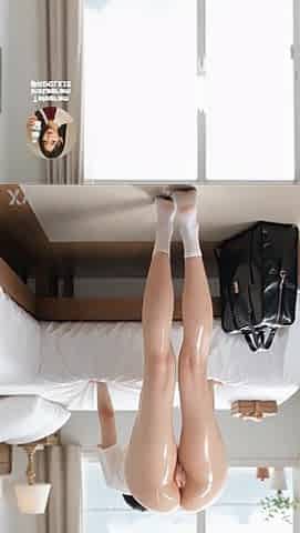 ai, aigirl, aimilkis, beauties showing off her lengthy legs