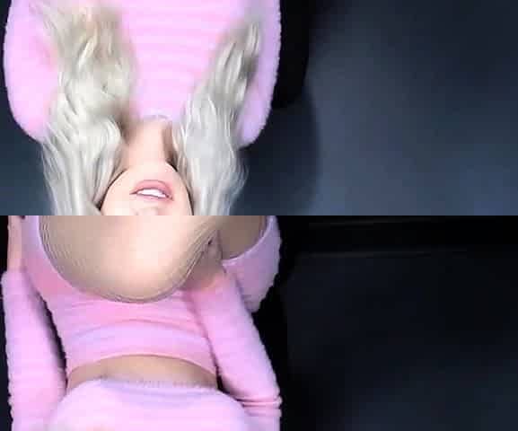 Big boobs milf masturbates with her dildo
