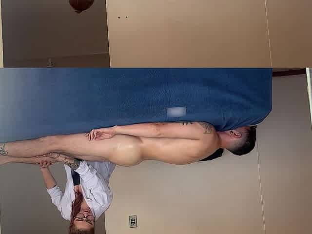 Camila Vegas: Massage Becomes Hawt Tantric Tugjob