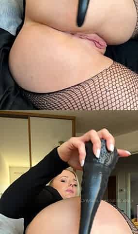 Milky ass solo hoe anally toys