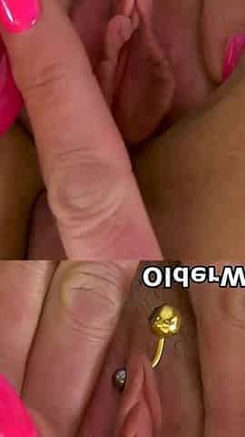 Big Boobed MILF Shannon Blue From the UK Is Having a Good Time with a Sex Toy