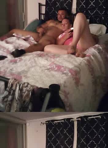 Hawt Tattoo Stud Jerking Off Whilst mother I'd like to fuck Plays Movie scene Games