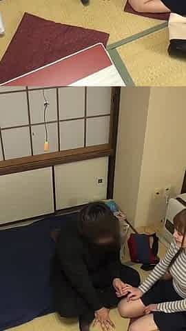 A Service That Wakes You up by Playing Your Penis if You Ask for a Morning Call