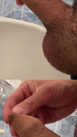 Quick masturbation in a bedroom