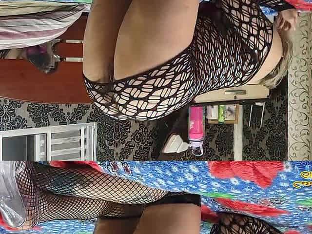 Barbie fit, German tattoo artist