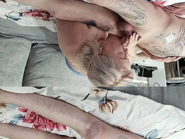 Girlfriend Helps Me Cum with Her Mouth