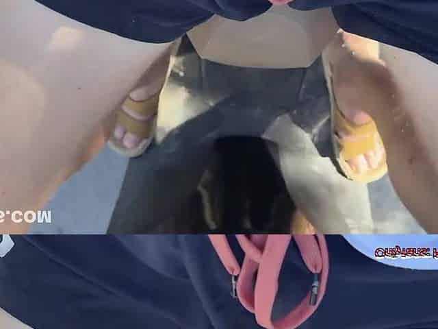 Hildeinlove - Couple Se Ballade Et Finit Par Baiser Sur La Moto