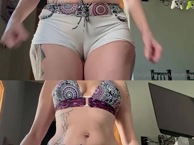 Longtoesally ass clench and cameltoe