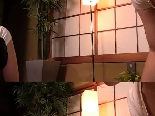 Subtitled Japanese milf masseuse taught handjob massage