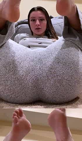 Amateur Webcam Teen Masturbates And Teases