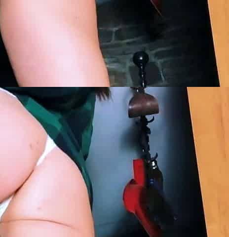 Solo booty assed babe ass toying masturbation in hi def