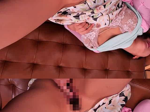 Omege japanese girl with big boobs on cams
