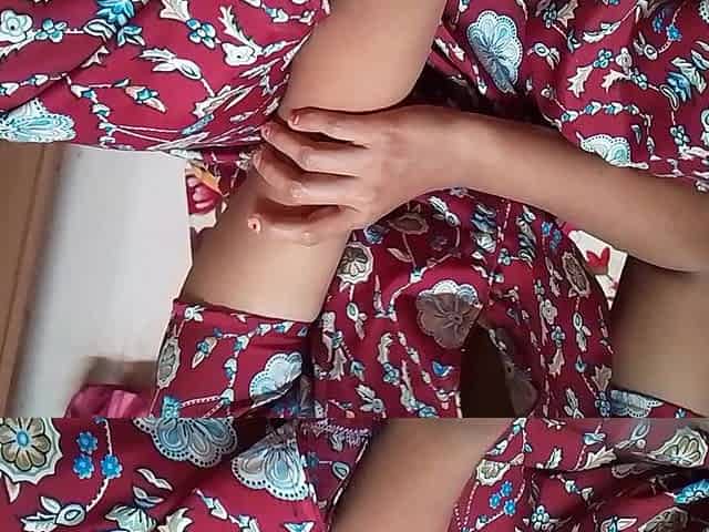 Delhi Nurse Malayali Sucks and Massages Her Friend's Penis