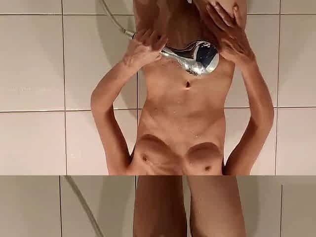 Wench Honey Masturbates Undressed in Hawt Shower