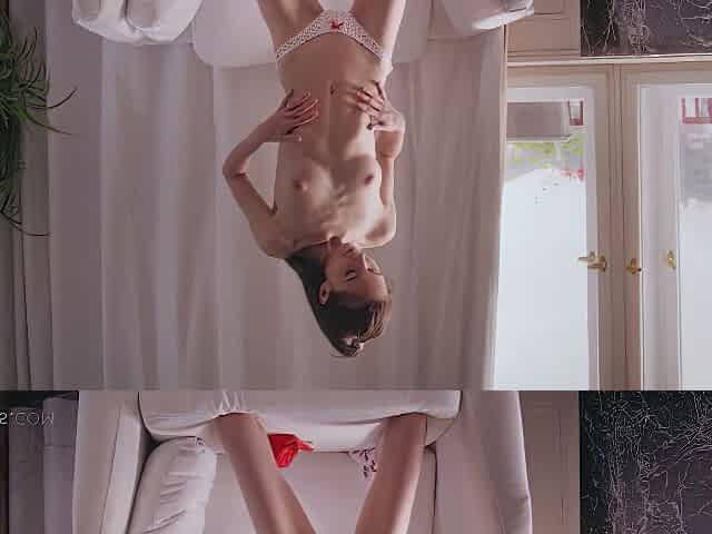Hot And Skinny Girl Leona Mia Showing Us Her Amazing Pussy