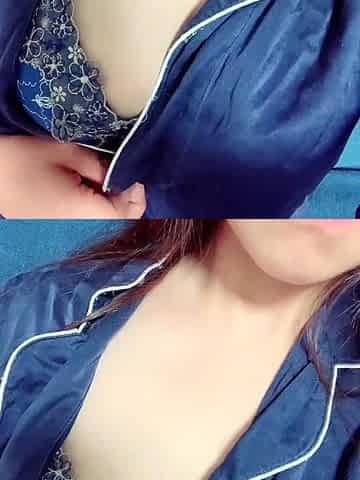 A lot of breast milk.Masturbation secretly to her husband