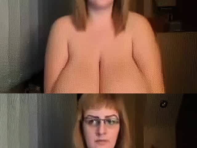 Amateur Camgirl with Huge Natural Tits!