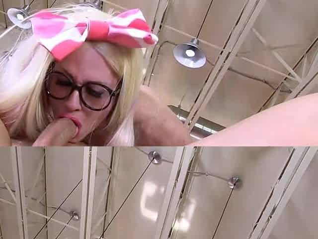 Blonde slut hardcore fuck and blowjob