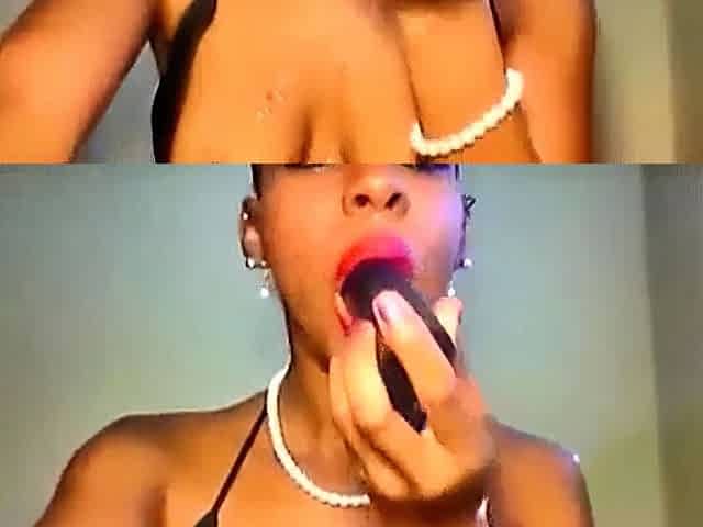 Ebony Girl Toying Creamy Webcam Show