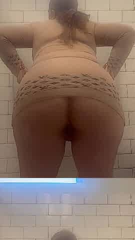 Nurse Twerking in Patient Bath