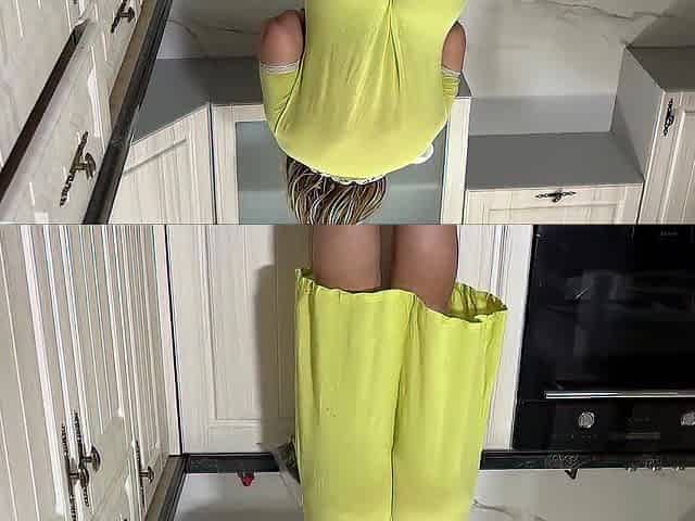 An Experienced Old Woman With A Strong Ass Took Her Stepsons Cock In Her Anal