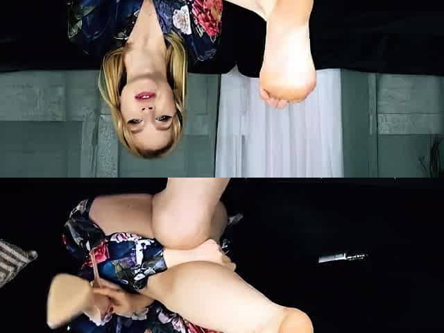 Vendstaculotte - worship of the feet of a eous and bossy
