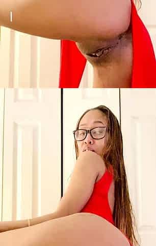 Beautiful Sonya having a horny solo toy masturbation