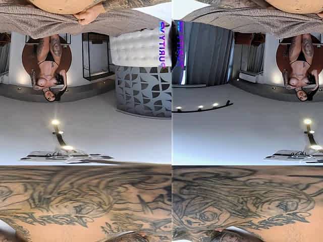 PURITYVR Sinful beauty with Polly Persch