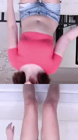 Lesbian teens love to eat each other out