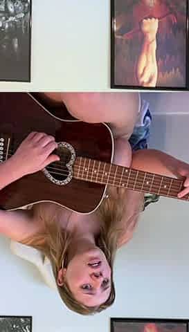 Amateur Blonde Teen Plays Solo with Toy Webcam Porn