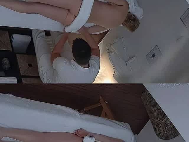 Sexy amateur blonde Russian web cam girl sucking on her toy