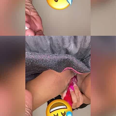 Creamy Vagina with a Side of Soles!!