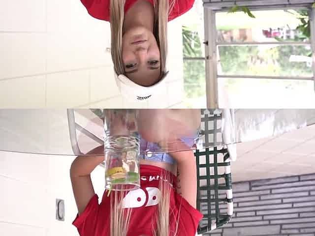 Blonde Delivers Her Tight Pussy To A Thirsty King With Pussy King And Daisy Lavoy