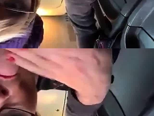 Deutsche Amateure geben Gruppen-Blowjob im Bus