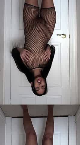 Masturbating Sexy Webcam Babe Big Boobs Webcam Solo