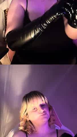 Big boobs milf masturbates with her dildo
