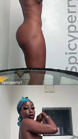 Hawt black teen Spicyperry showing off her body