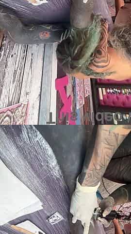 Wild Tattoo Shop Pont of time - Tattooing Whilst Giving a Head