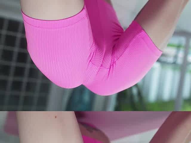 Naughty Teen Decided to Finish Gym Training with Orgasm