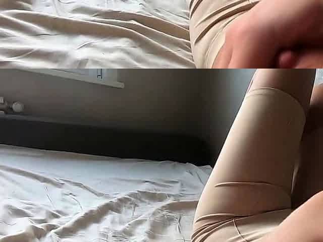 Hot Teen Fingers Herself on Webcam - Solo Female Orgasm