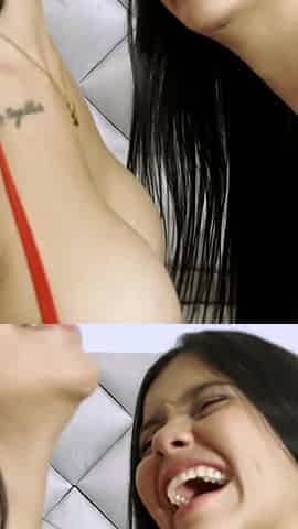 I Teach My Stepsister How to Have Lesbian Sex and Make Her Have a Very Wet Orgasm!