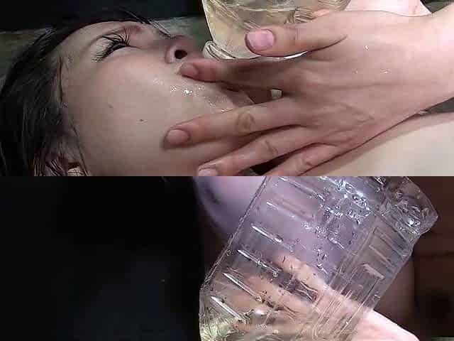 Japanese lesbians lick pussy passionately