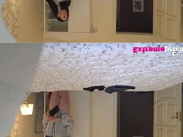 I caught my stepmom fingering her twat in bedroom